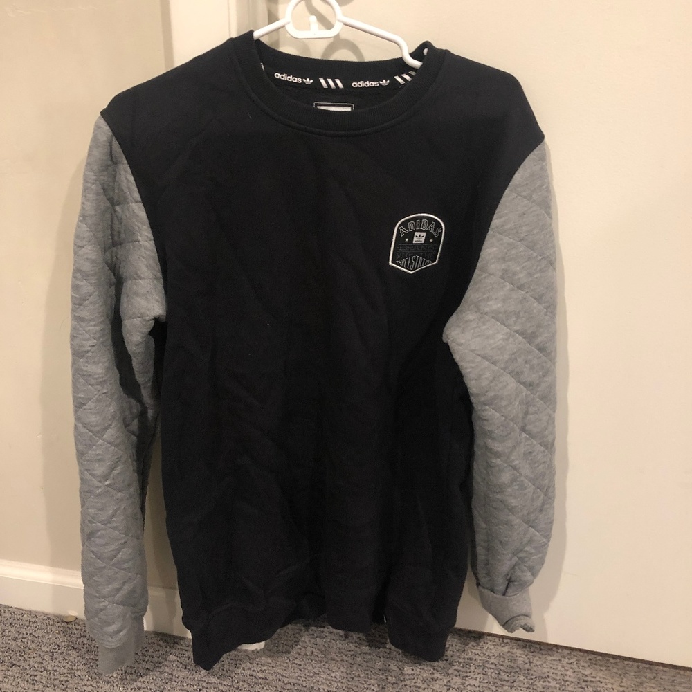 Adidas Sweatshirt
